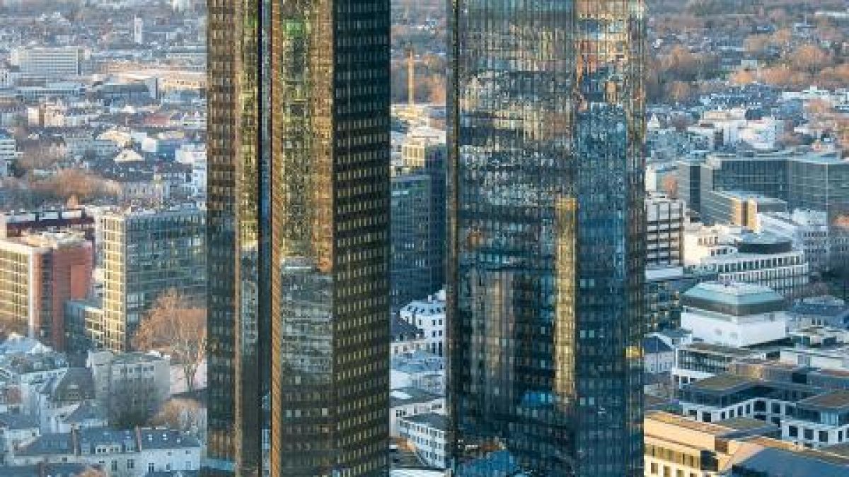 Deutsche Bank планира да изтегли активи за €450 млрд. от Лондон заради Brexit
