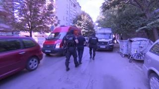 Бирмата и синовете му потънаха вдън земя, издирват ги под дърво и камък