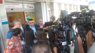 Първа информация от "Пирогов" за ранения в главата полицай Георги