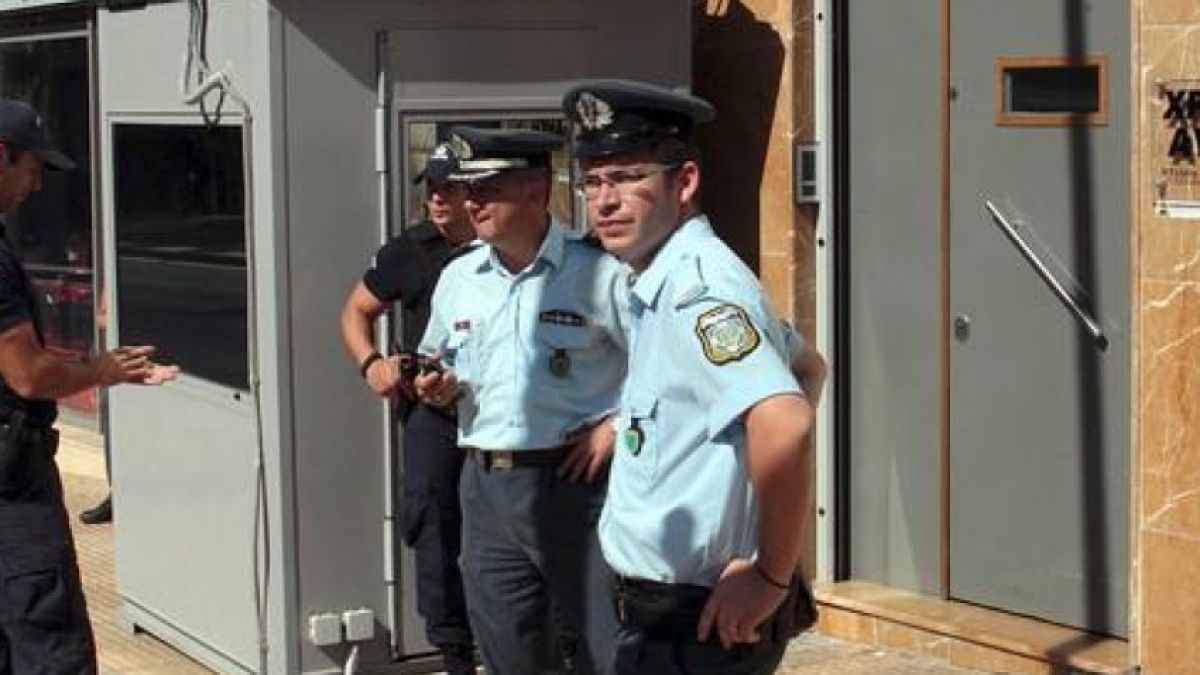 Никой не иска да защитава кръволока от Гърция, убил красивата българка Антонина 