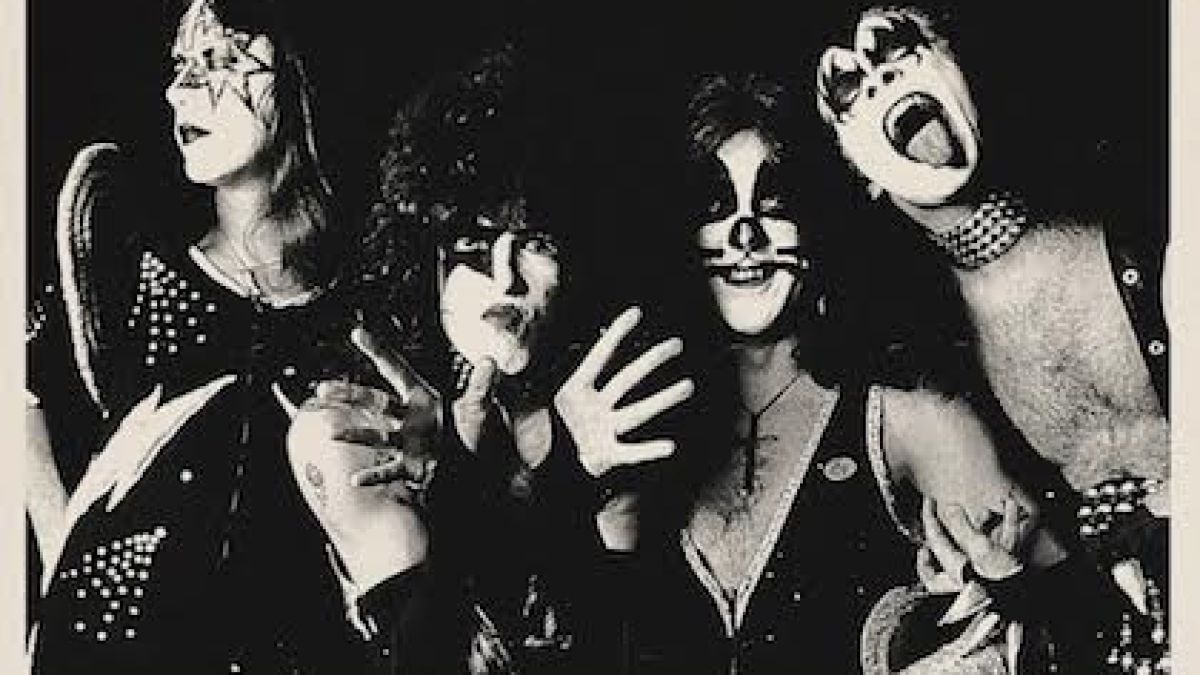 Рок легендите от KISS ще направят своето прощално турне