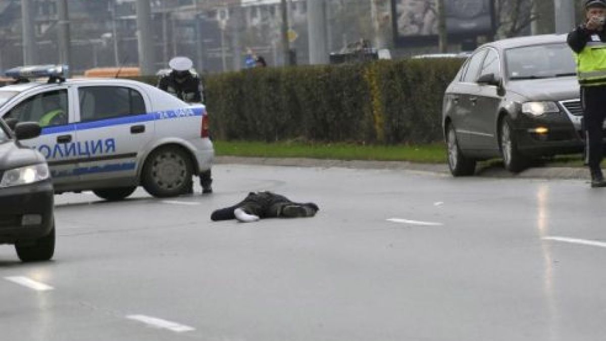 Черен четвъртък! Жена издъхна, пометена от автомобил в благоевградско село