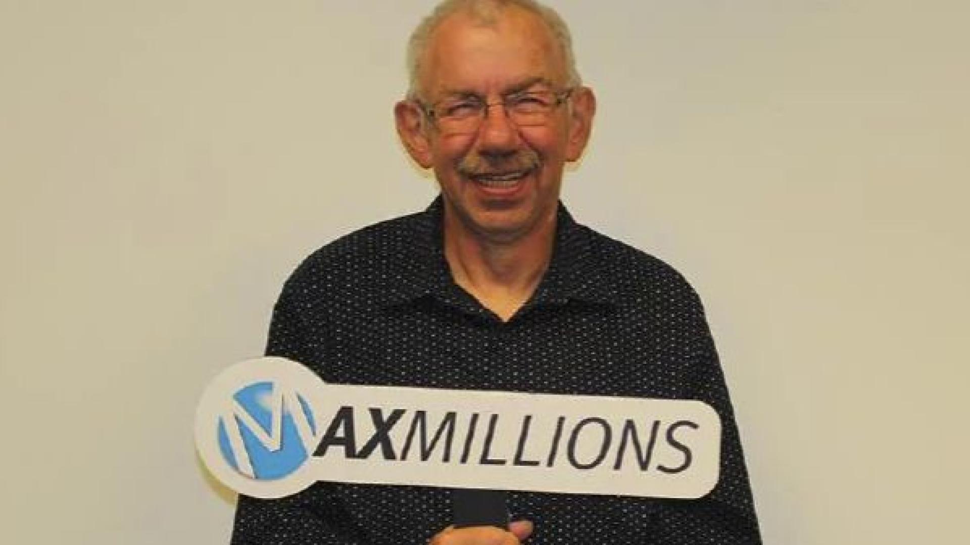 Канадец реши да почисти бюрото си и животът му се преобърна на 180 градуса