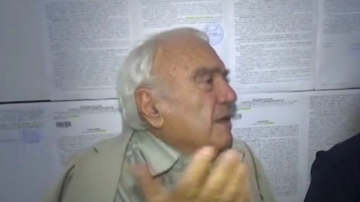 Адвокат на задържан от Роженския манастир: Вързали са игумена, за да копат спокойно