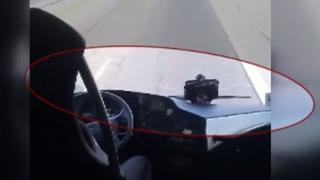 Още един автобус „Юнион Ивкони” вози пътници със счупено стъкло (СНИМКИ)