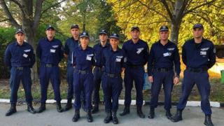 Да му мислят бандитите! Това е новата реколта пернишки полицаи
