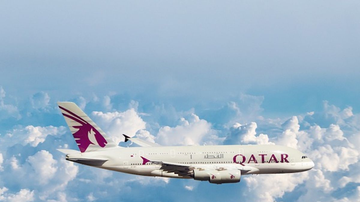 Кошмар! 11-месечно бебе почина на борда на самолет на Qatar Airways
