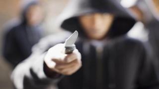 Брутално нападение с нож над семейство старци от Монтана 