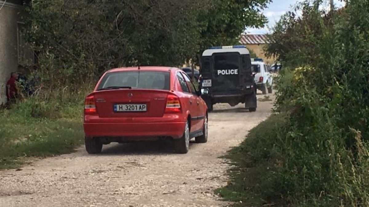 Касапницата в Каспичан: Цяло семейство е било изклано в Къщата на ужасите! (СНИМКИ)