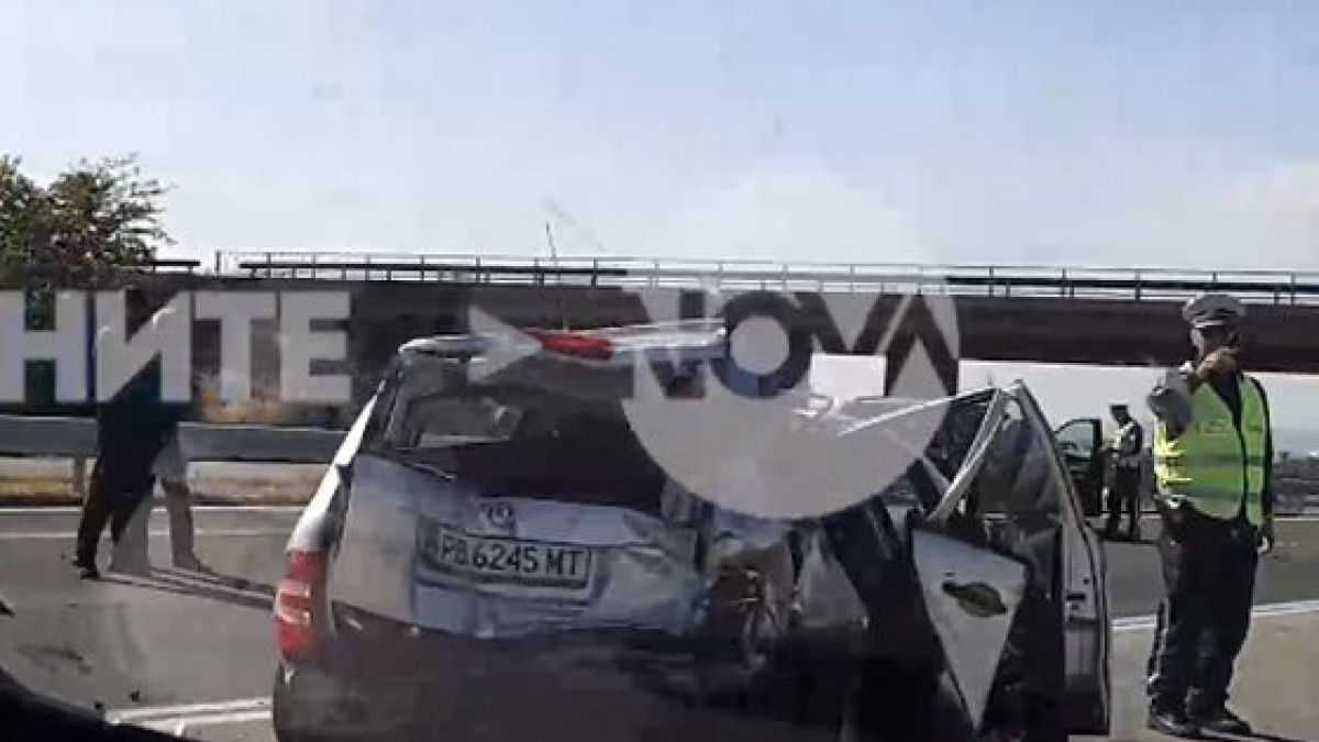 Извънредно: Зверско меле с ТИР и две коли на "Тракия", аутобанът е задръстен (ВИДЕО)