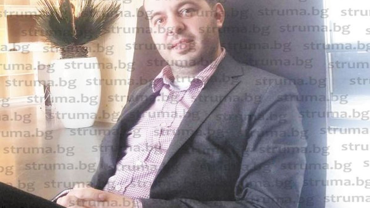 Млад милионер от Благоевград се изфука с "кола на бъдещето" за 200 бона (СНИМКИ)  