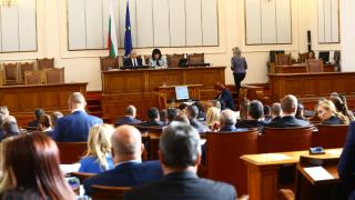 Камарата на строителите иска да падат глави в БСП!