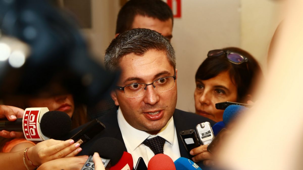 Нанков съсипа Киро: Твоят министър Цеков държеше всичко да се съгласува с Пеевски