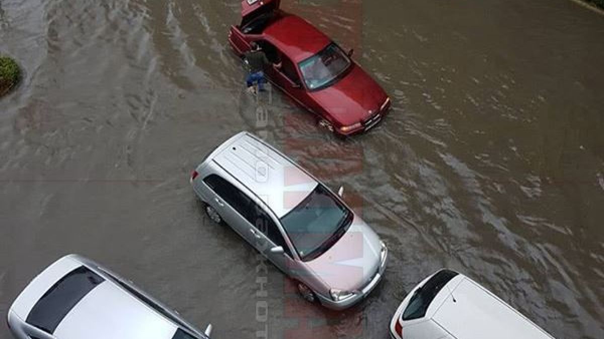 Нови шокиращи СНИМКИ и ВИДЕО от бедствието в Поморие