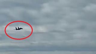 Киев: Руски изтребител Су-27 прелетя ниско над украински военни кораби (ВИДЕО)