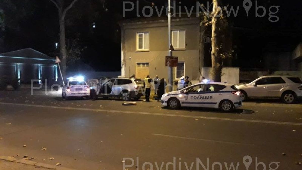 Екшън в Пловдив, пишлигар с джип БМВ връхлетя патрулка след зрелищна гонка (СНИМКА)