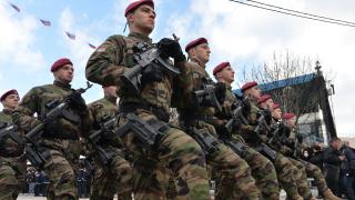 В Сърбия охладиха страстите – отмениха най-висока степен на бойна готовност на армията