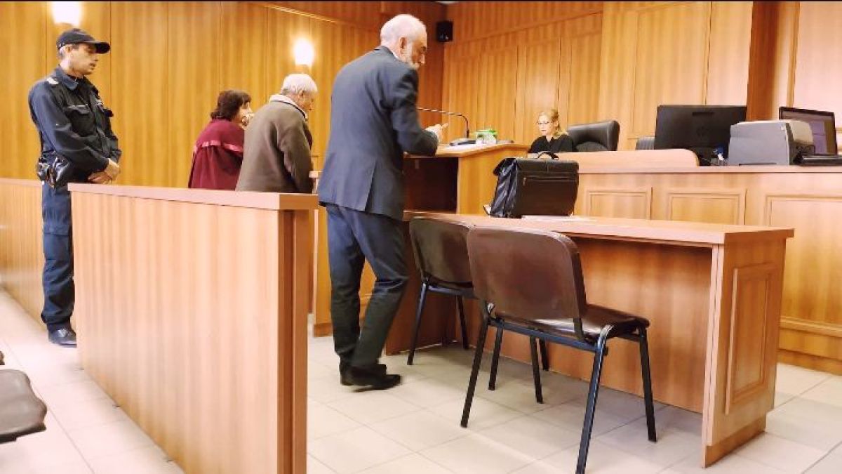 Ето какво се случва с дядо Стефан, който стреля на месо в Раковски