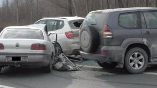 Зверско верижно меле край Търново, линейки и полиция летят към мястото 