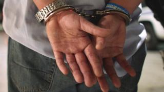 Подивял работник ухапа мъж в Бургас, удари го в корема и отмъкна телефона му, но после...