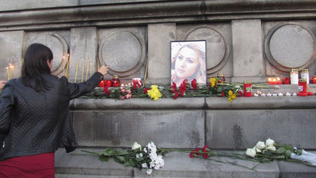 Зверски убитата журналистка Виктория не очаквала нападението, телефонът ѝ замлъкнал точно в 11:25 часа