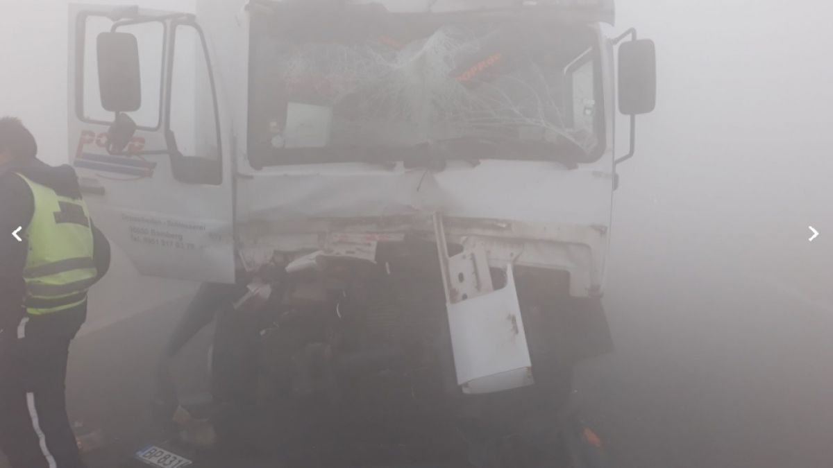 Първи СНИМКИ и ВИДЕО от страшната катастрофа на "Тракия"! Остава ли аутобанът затворен