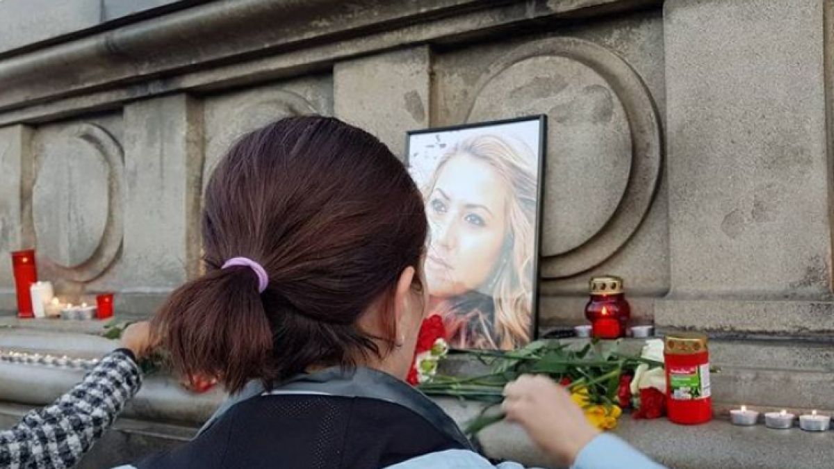 Общинарите в Русе - съучастници в убийството на журналистката Виктория Маринова! (СНИМКИ)