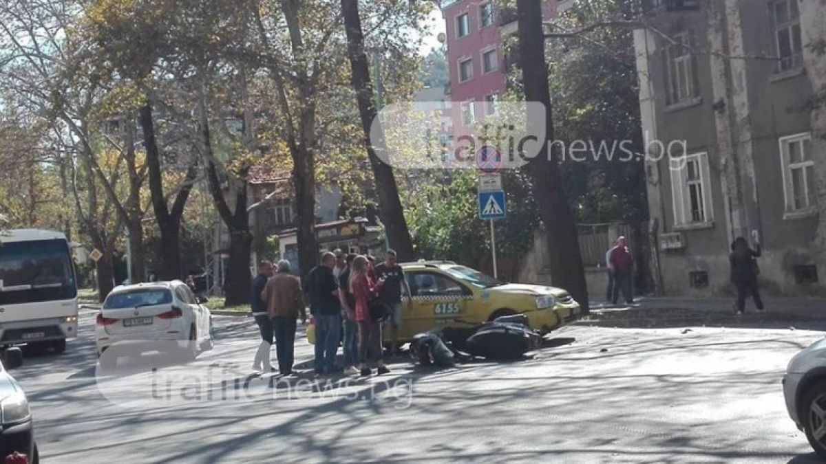 Пловдивски бакшиш направи голяма беля на пътя (СНИМКИ)