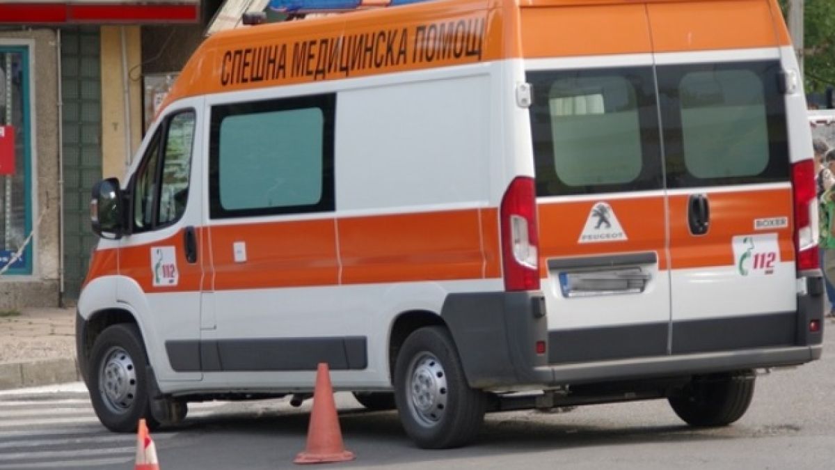 Сириецът Фарзанд помете възрастен бургазлия с Мерцедеса си и го прати в болницата по спешност