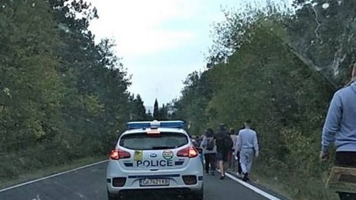 Огнен кошмар край Слънчев бряг! Пламна автобус, пълен с деца 