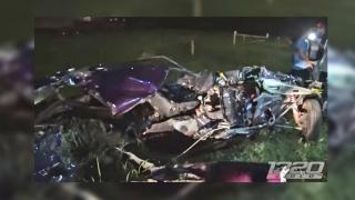 Шокиращо ВИДЕО 18+ запечата как Ford Mustang бе смачкан жестоко при свирепа гонка