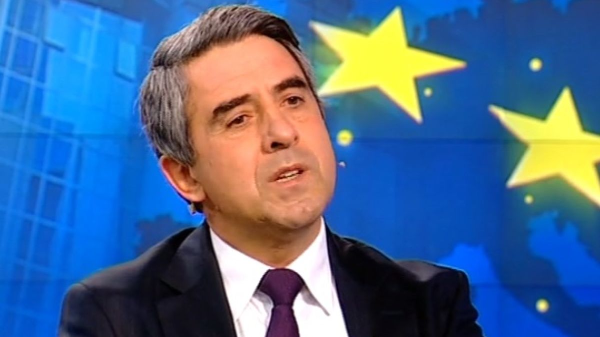Бившият главнокомандващ Плевнелиев сподели голямото си притеснение, че България може да купи изтребители Грипен вместо Ф-16