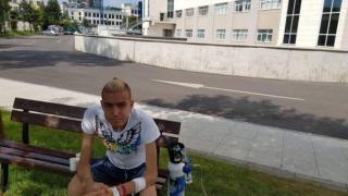 Последните думи на Ади преди да издъхне в ръцете на майка си