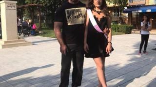 Малката щерка на Митьо Очите направи нещо неочаквано, докато баща й гние в турски затвор