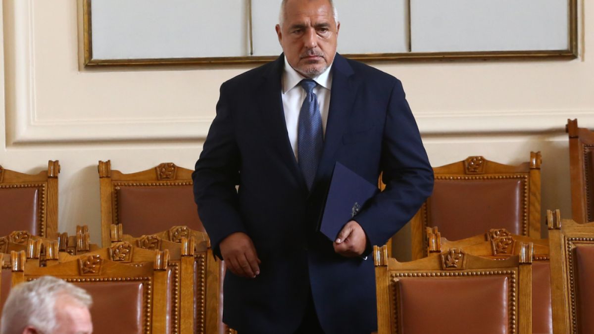 Борисов на извънредна среща с Кирил Ананиев и с брата на починалия Адриан
