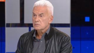 Сидеров: Симеонов започна да открива и закрива автокефални църкви, сякаш са дискотеки на Слънчев бряг