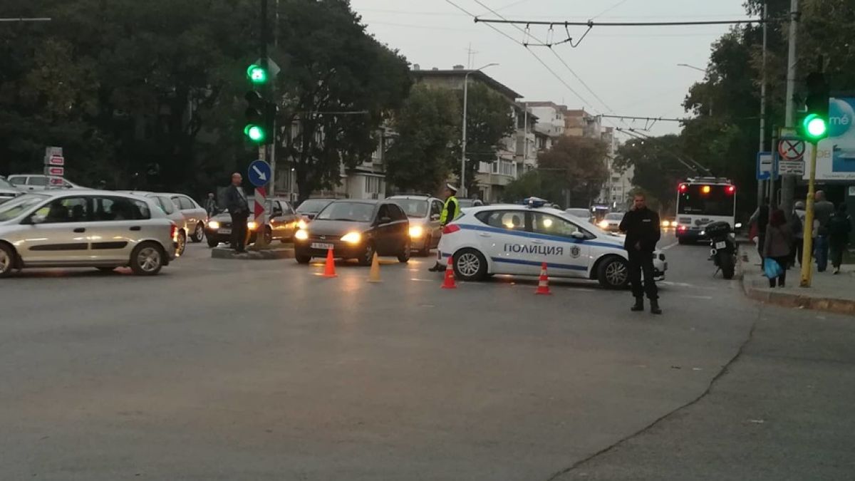 Млад моторист се е простил с живота след кошмарното меле на варненски булевард 