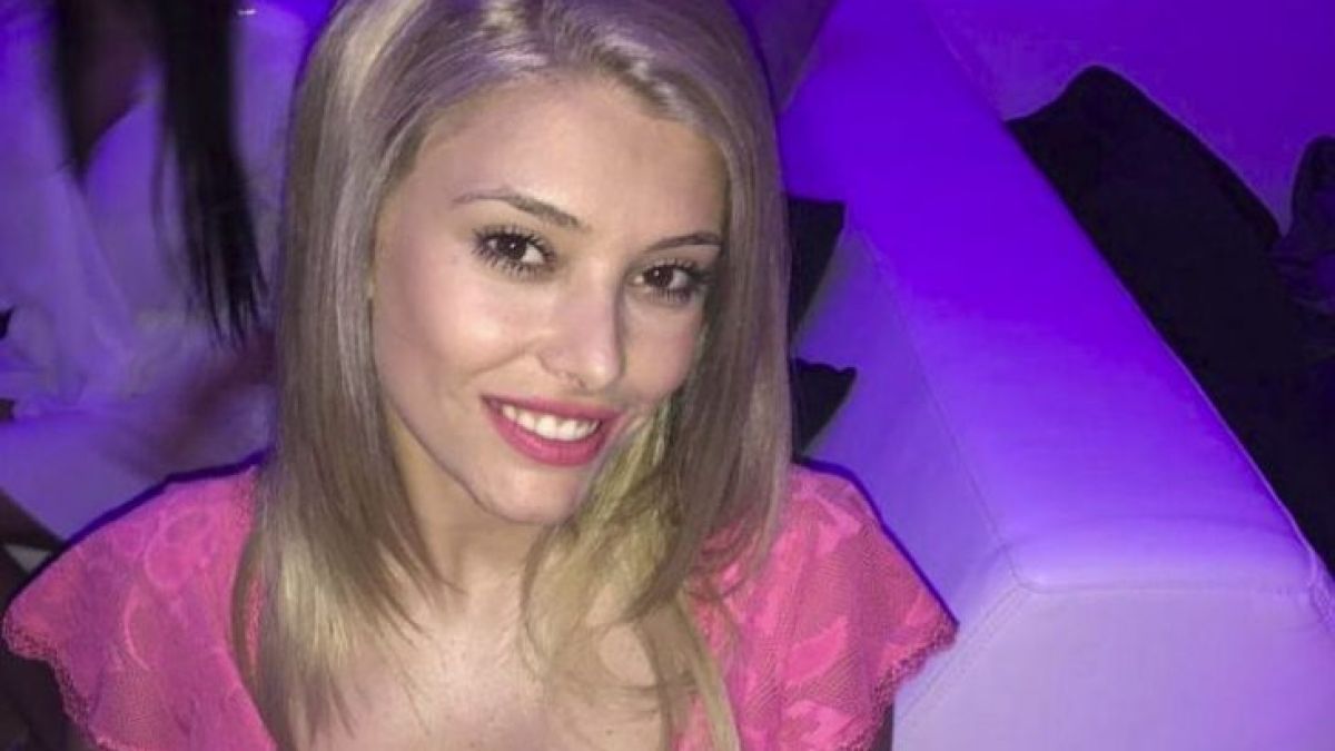 Ева Веселинова разказа колко дупки има по тялото си