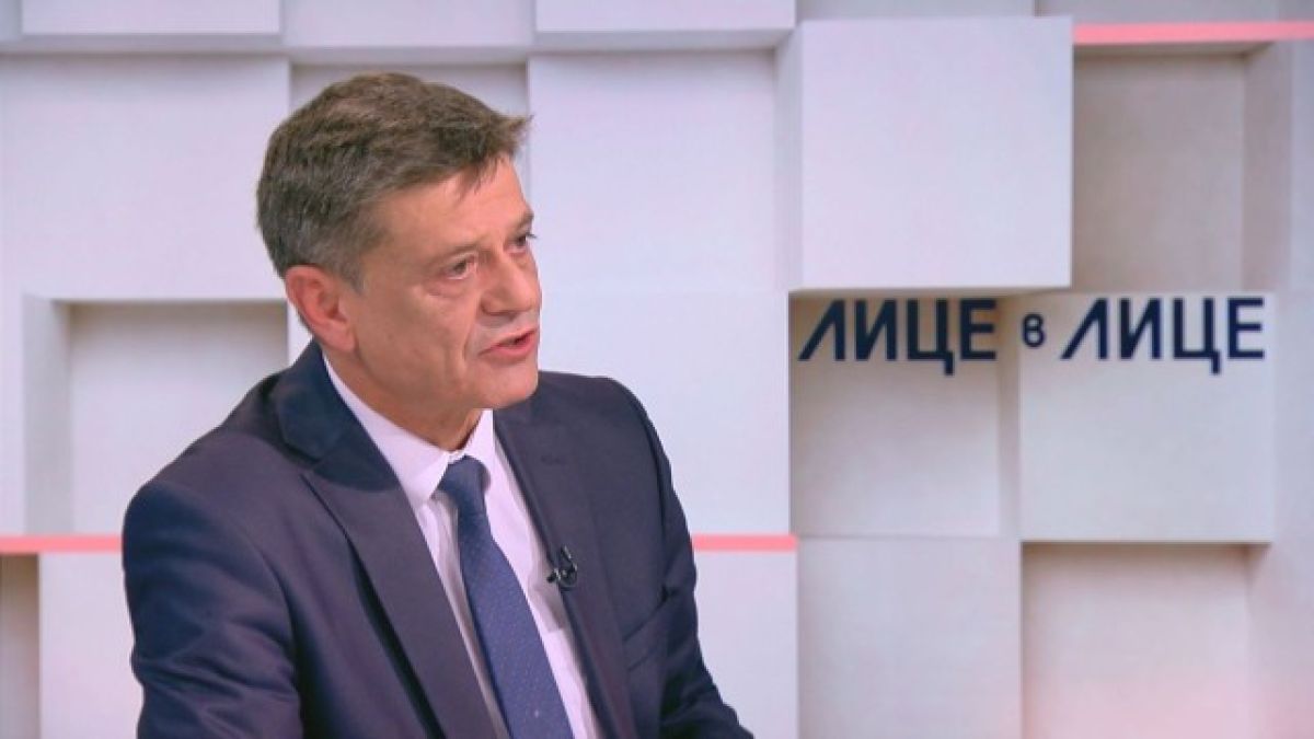 Ген. Попов обясни по кои три критерия избираме изтребители  