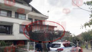 Бруталният килър с чука от Сарафово още е в къщата, където помлял жена си!