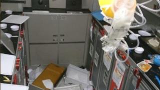 Писъци и кръв: Смразяващи кадри от борда на лайнер Airbus A330 (СНИМКИ/ВИДЕО)