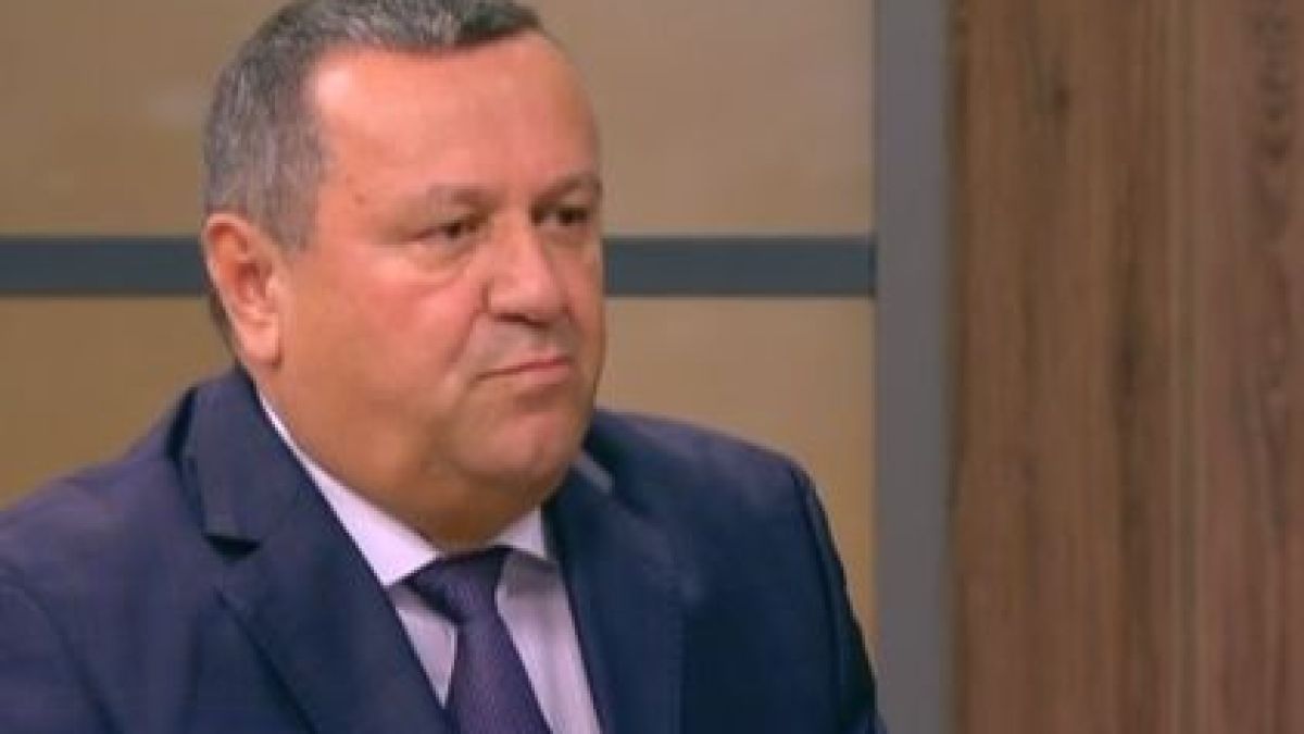 Хасан Адемов: Оставката на Валери Симеонов отдавна трябваше да е факт