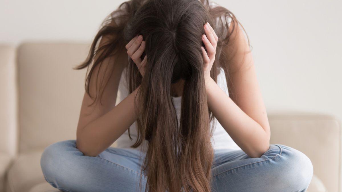Още една! 15-годишна от Петрич избяга по любов, търсят я с полиция 