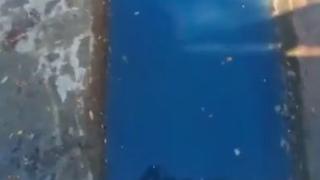Софиянец онемя, като видя какво тече в река "Слатинска" (ВИДЕО)