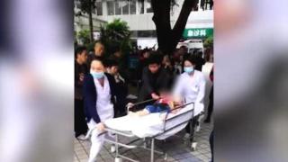 Жена коли наред в детска градина, най-малко 14 деца са наръгани (ВИДЕО)
