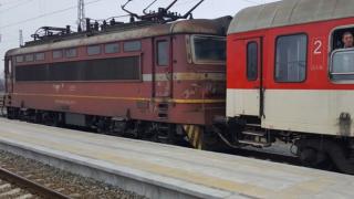 На 13 влака ще им се случи нещо неприятно в нощта на събота срещу неделя