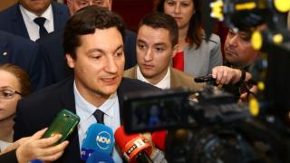 Крум Зарков за избора на нов състав на ЦИК: Докато си правят оглушки, ние внесохме необходимия проект за решение 