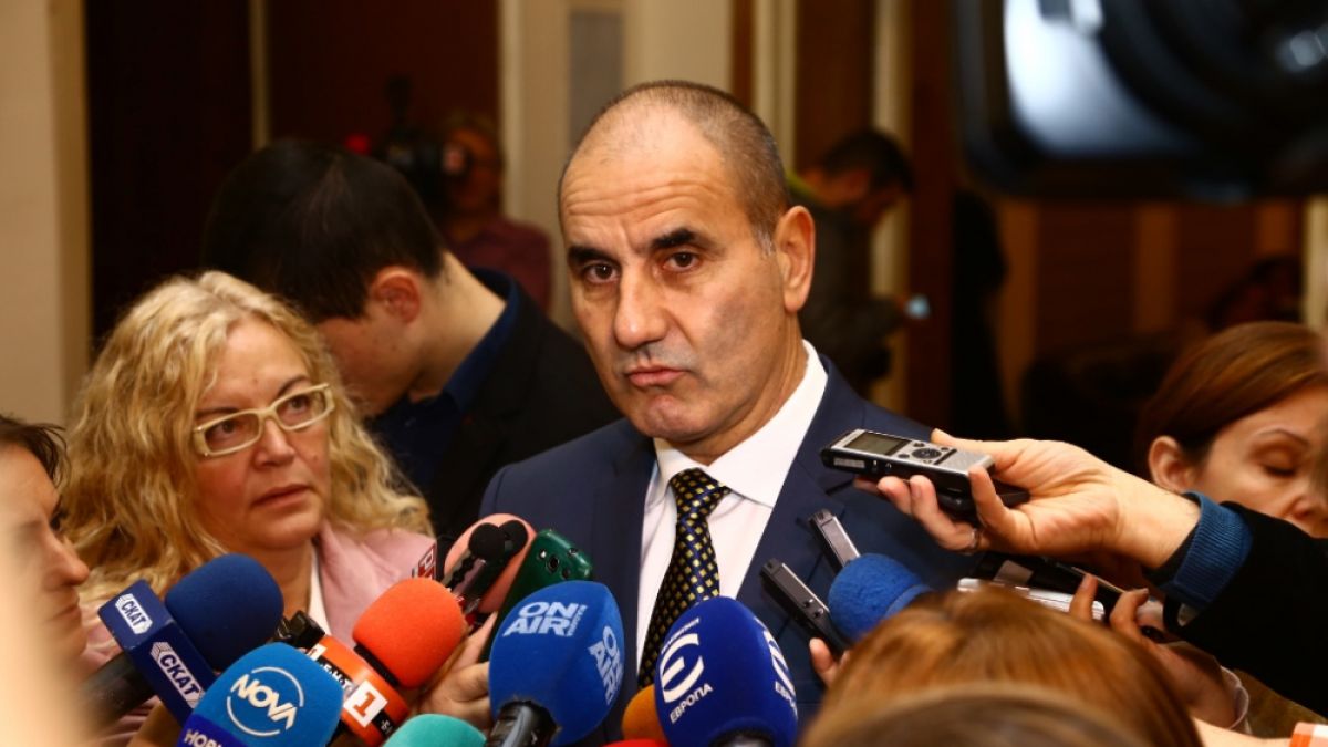 Цветанов качи уникална СНИМКА заради...