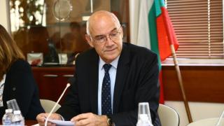 Шефът на КЕВР с горещи новини за цените на тока и парното! 