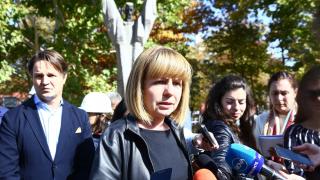 Фандъкова се вбеси от неверни твърдения за ремонта на Борисовата градина